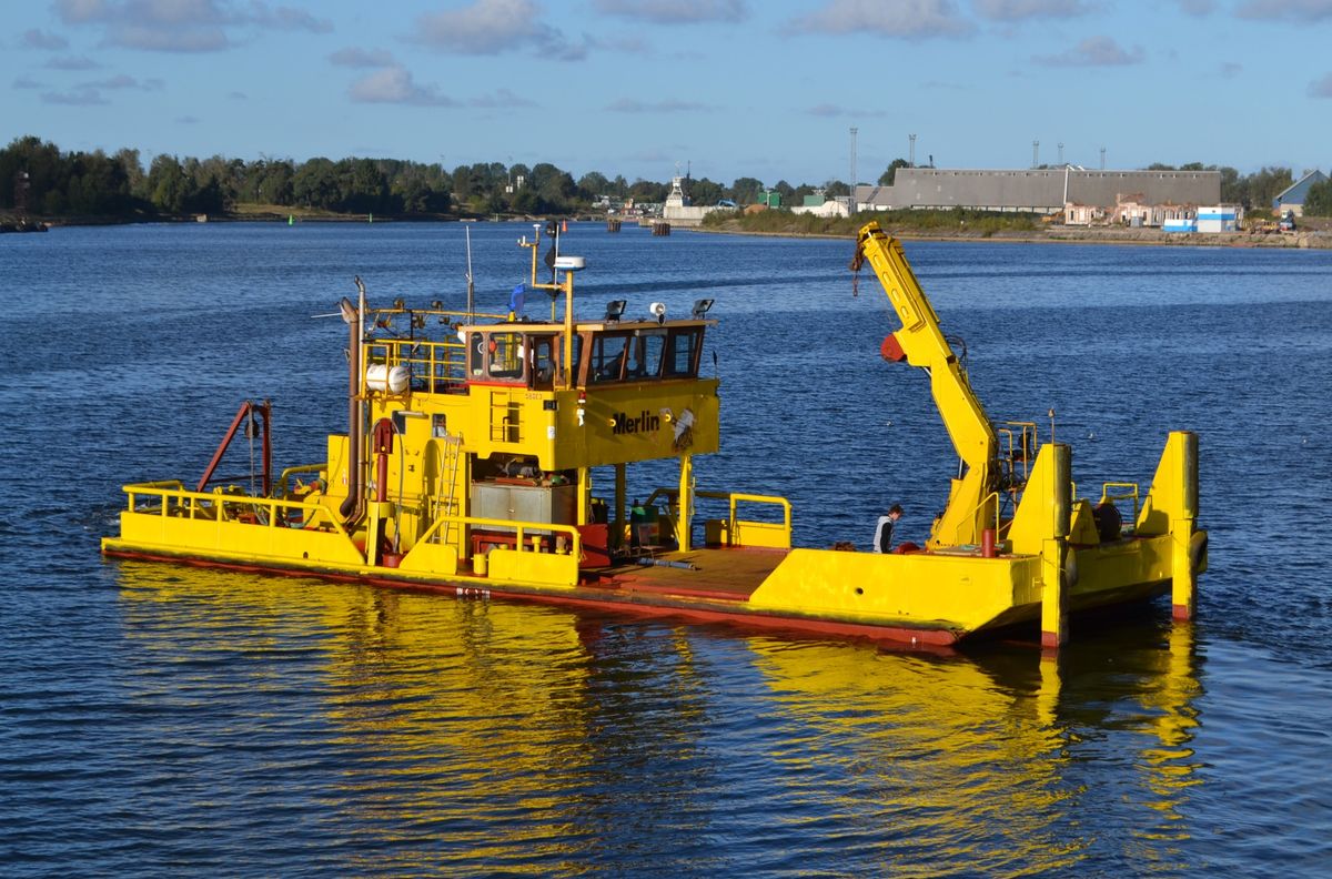 Multicat “MERLIN” on a marine project